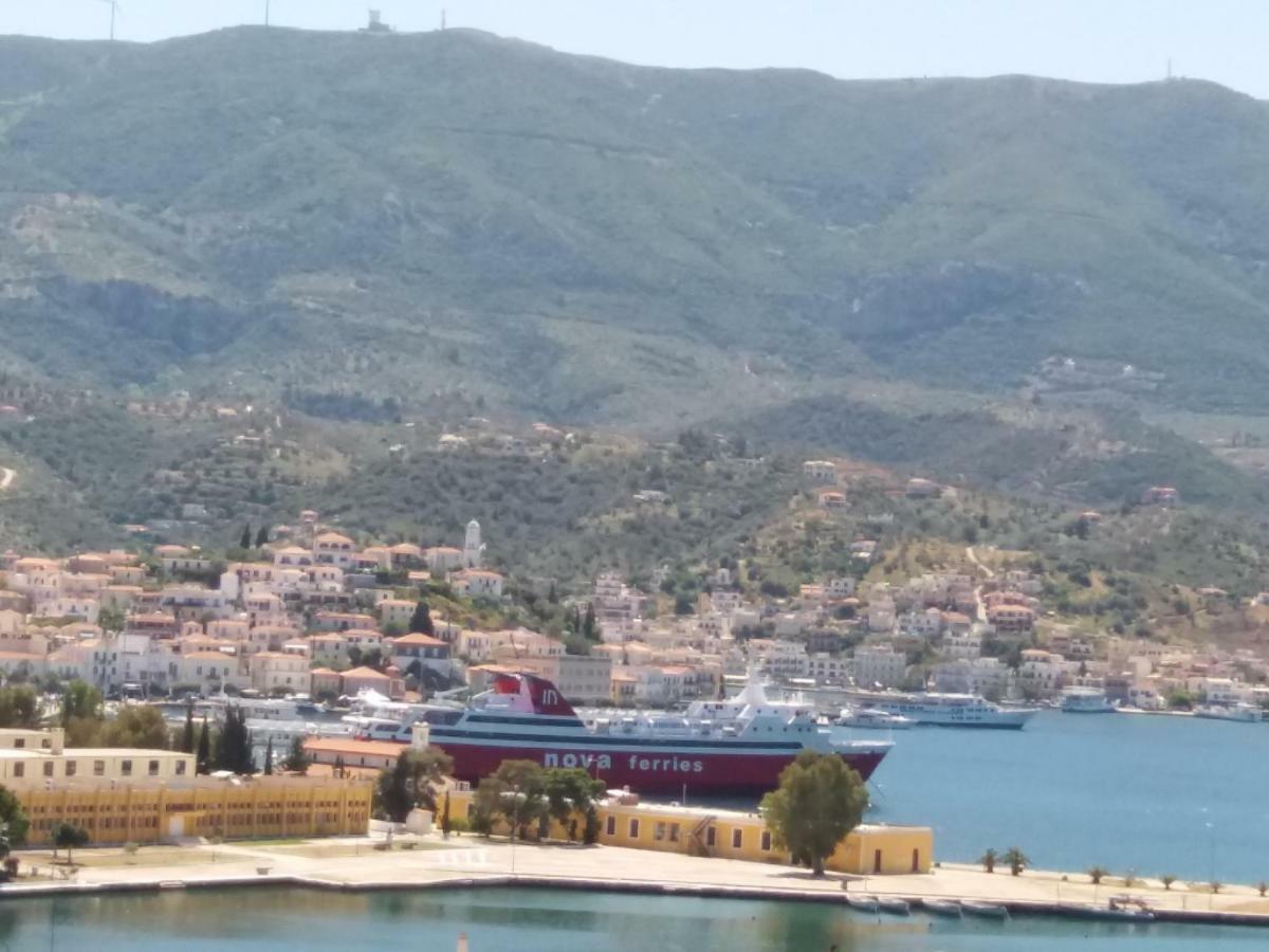Forest & Sea Apartment Poros Town Exteriér fotografie